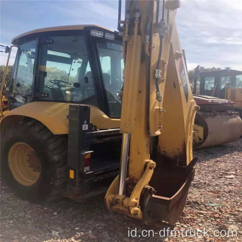 Backhoe Loader Ujung Depan Dijual